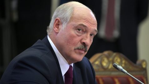 Лукашенко раскритиковал земельную реформу в Украине