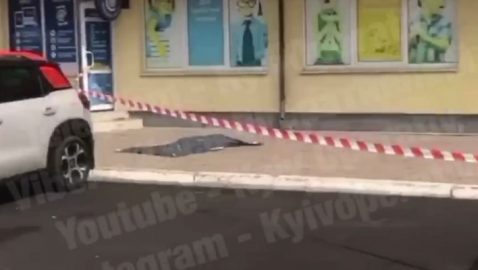 В Киеве с 12 этажа выпал 7-летний мальчик