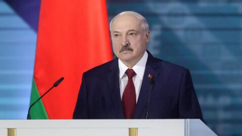Беларусь закрывает границы с Польшей и Литвой, а с Украиной усиливает