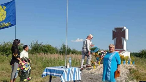 На Львовщине установили мемориальную доску, оскорбившую представителя Польши