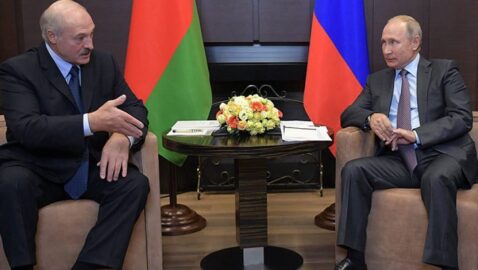 Песков опроверг слова Лукашенко о поставке вооружения из РФ в Беларусь