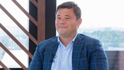 Богдан заявил, что чиновники Офиса президента часто обедают с Порошенко