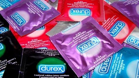 Сотрудник налоговой полиции украл в супермаркете презервативов на 960 гривен
