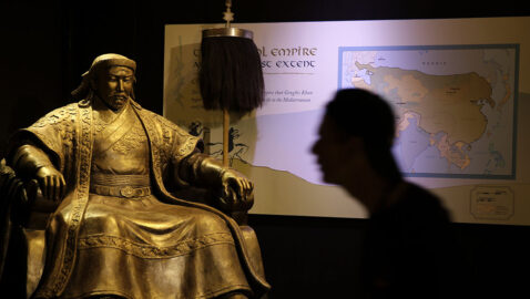 Выставка во Франции: власти Китая потребовали не использовать слово «Чингисхан»