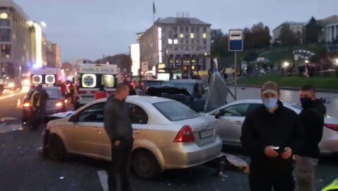 Полиция сообщила подробности об аварии на Майдане