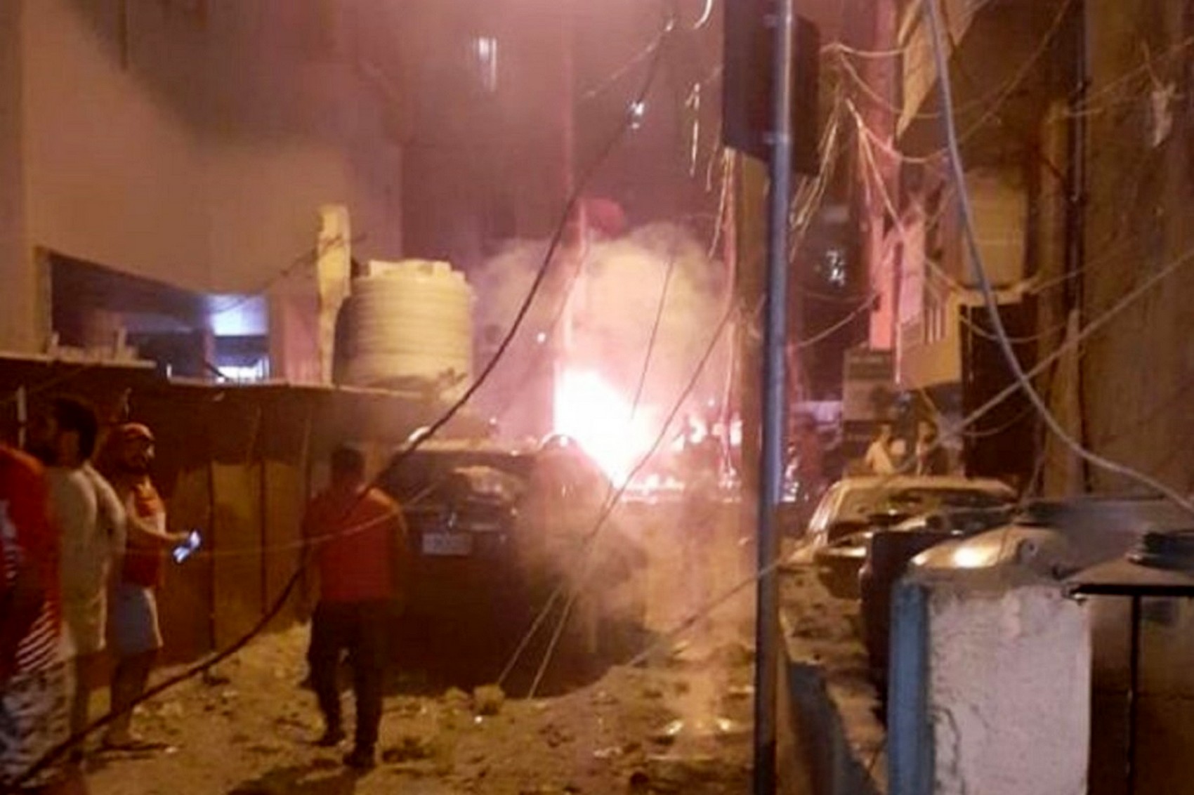 В Бейруте новый мощный взрыв, видео