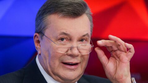 Янукович у Росії гримується до невпізнання — Добкін