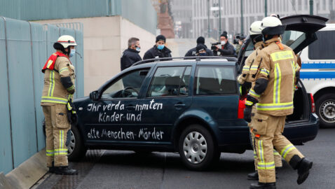 Полицейские не считают терактом инцидент у резиденции Меркель