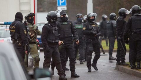 Протесты в Беларуси: задержаны более 350 человек