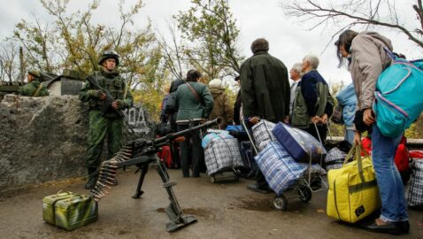 Кабмін пропонує відселяти громадян країни-агресора на час бойових дій