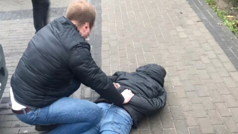 В Ровно полицейский и священник пытались продать должность