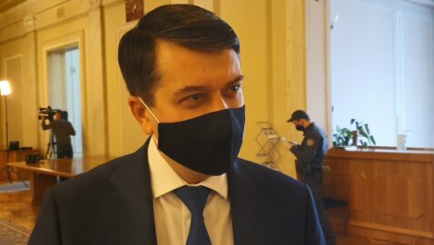 Разумков прокоментував зарплату Лещенка в наглядовій раді Укразалізниці