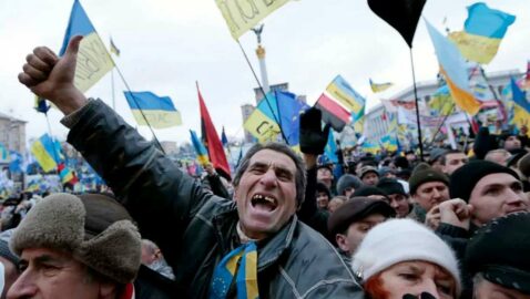 Освобождение от коммуналки, покупка жилья, бесплатное зубопротезирование: участникам Майдана хотят расширить льготы