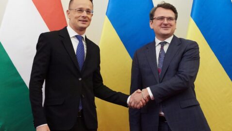 Венгрия пожалуется в НАТО на Украину из-за обысков на Закарпатье