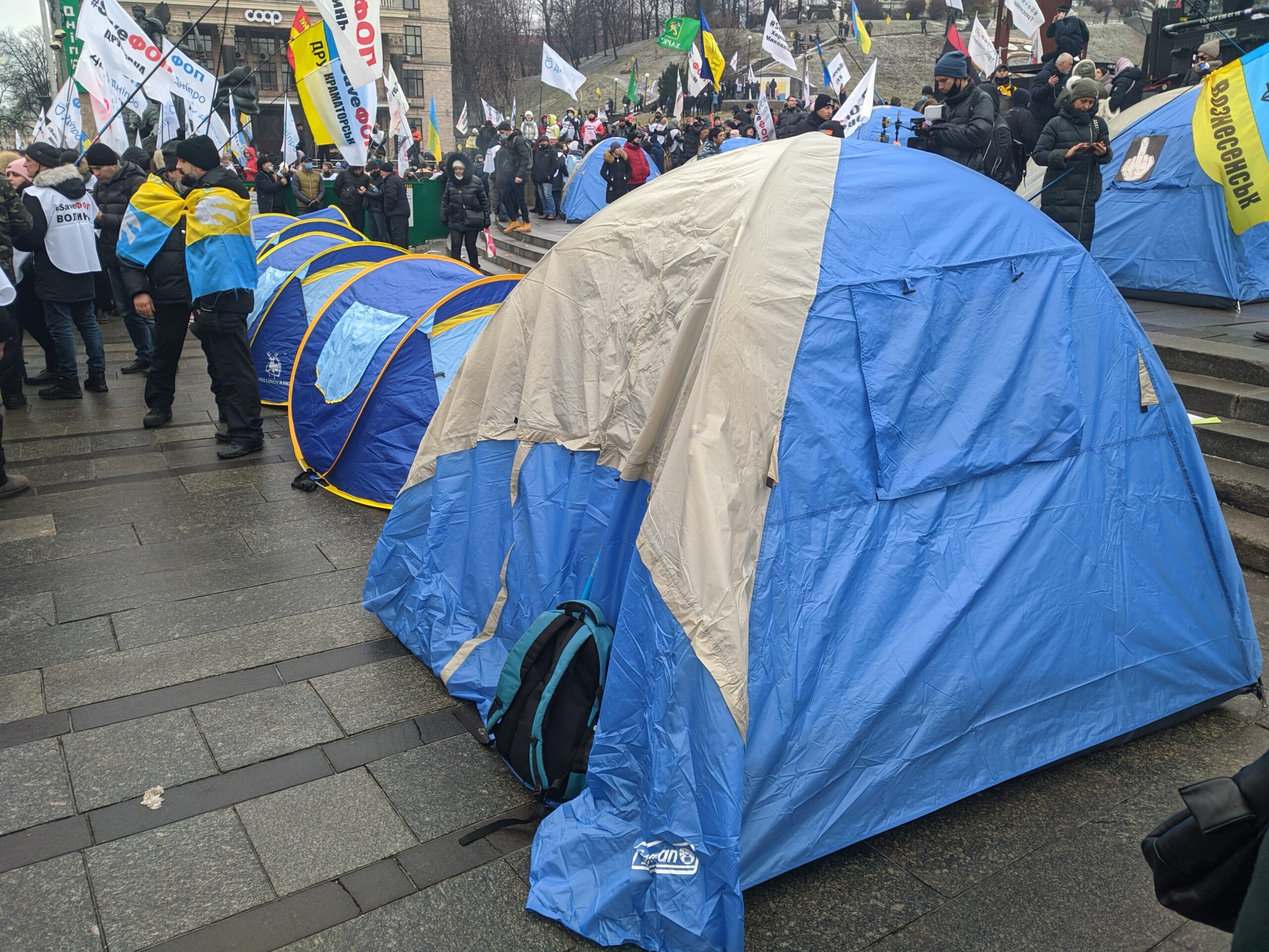 В Киеве протестующие установили несколько палаток