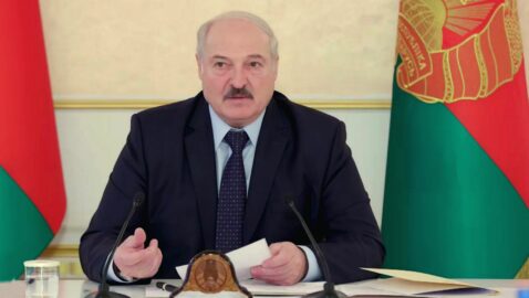 Лукашенко відповів на пости в соціальних мережах: «Все чекісти на робочих місцях»