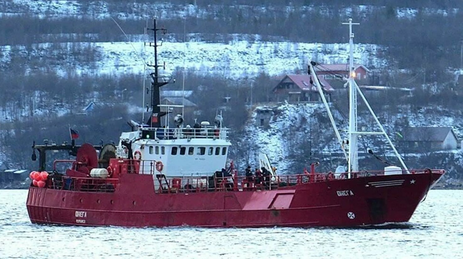 В Баренцевом море затонуло судно: пропали 17 рыбаков