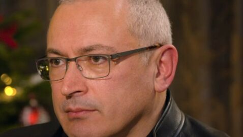 Гордон в интервью с Ходорковским пошутил о бараке, в котором тот сидел