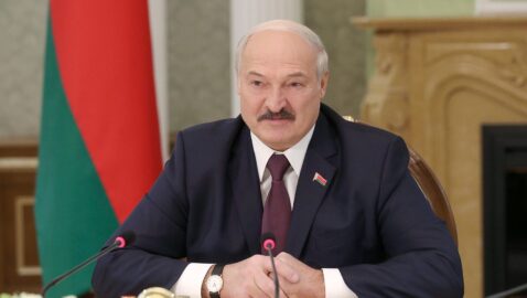 Лукашенко назвал МОК «бандой» из-за запрета посещать Олимпиаду