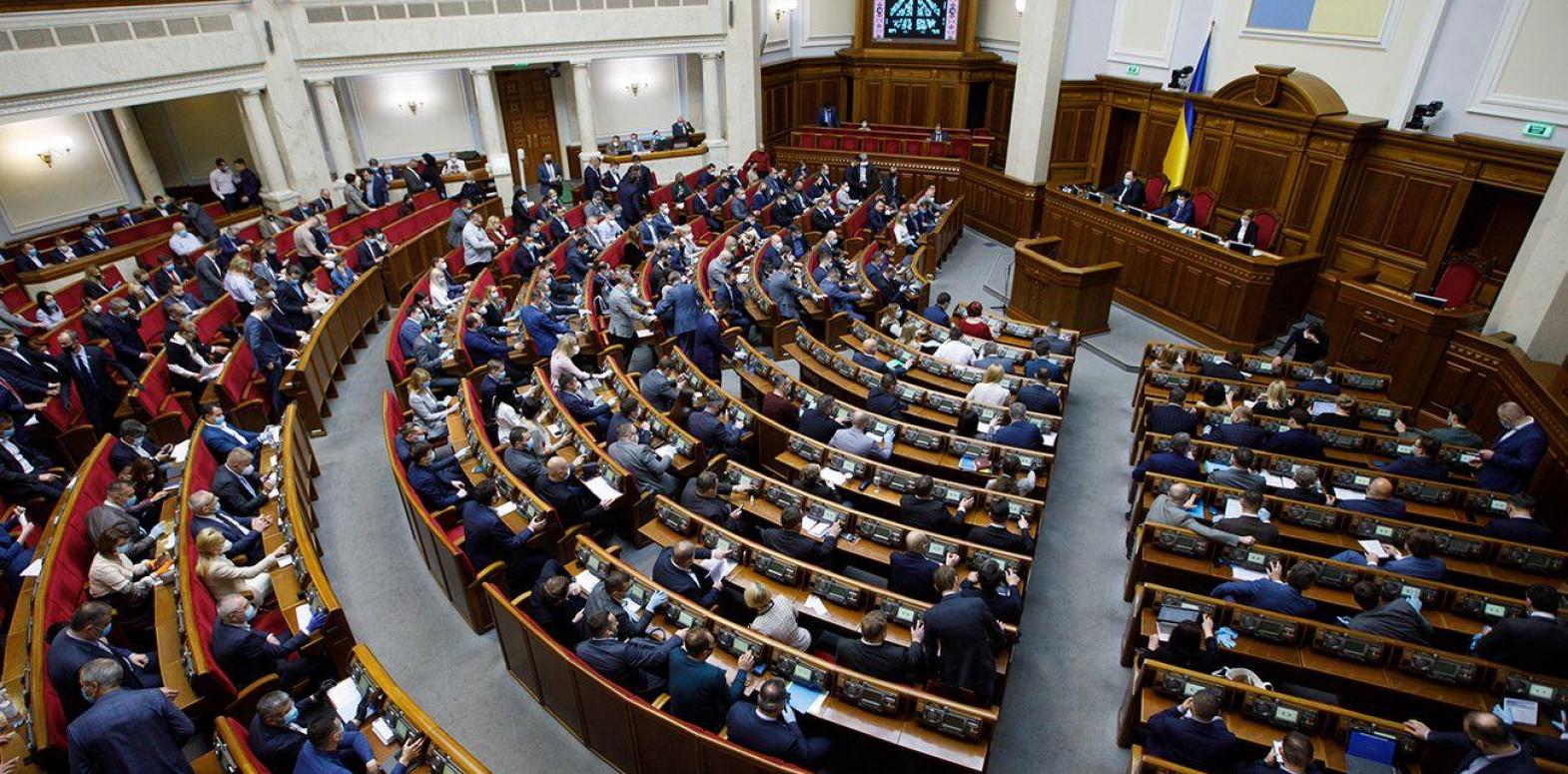 Верховная Рада одобрила закон о выплате ФОПам по 8 тыс. гривен