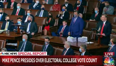 Республиканцы в Конгрессе встретили аплодисментами возражения против голосов выборщиков Аризоны, где выиграл Байден (видео)