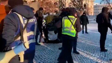 «Фашисти, поліція — одна коаліція»: підозрюваний у вбивстві Бузини схвалив розгін антифашистського мітингу в Києві