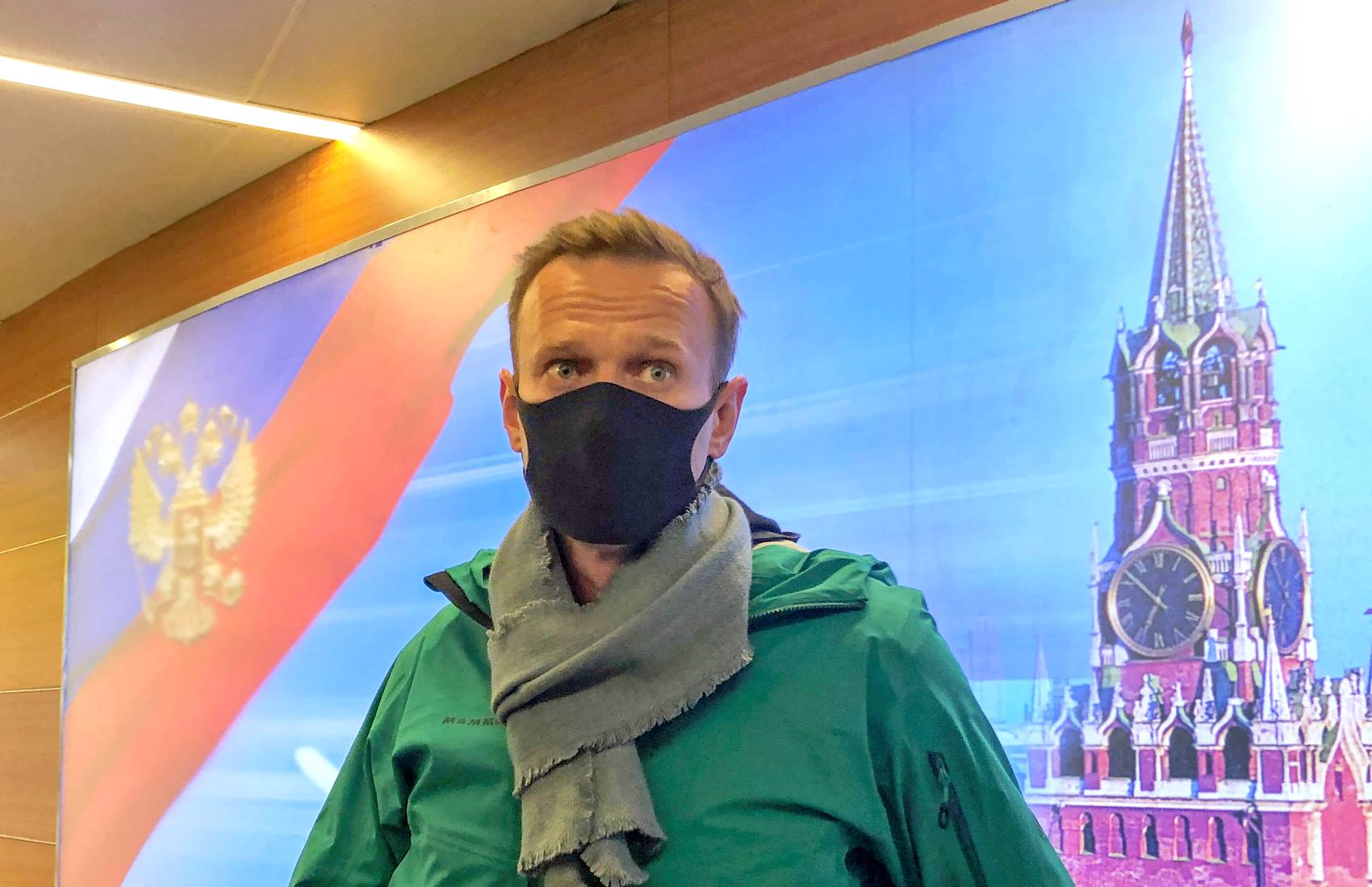 Стало відомо, скільки авіакомпанії втратили на розвороті літака Навального