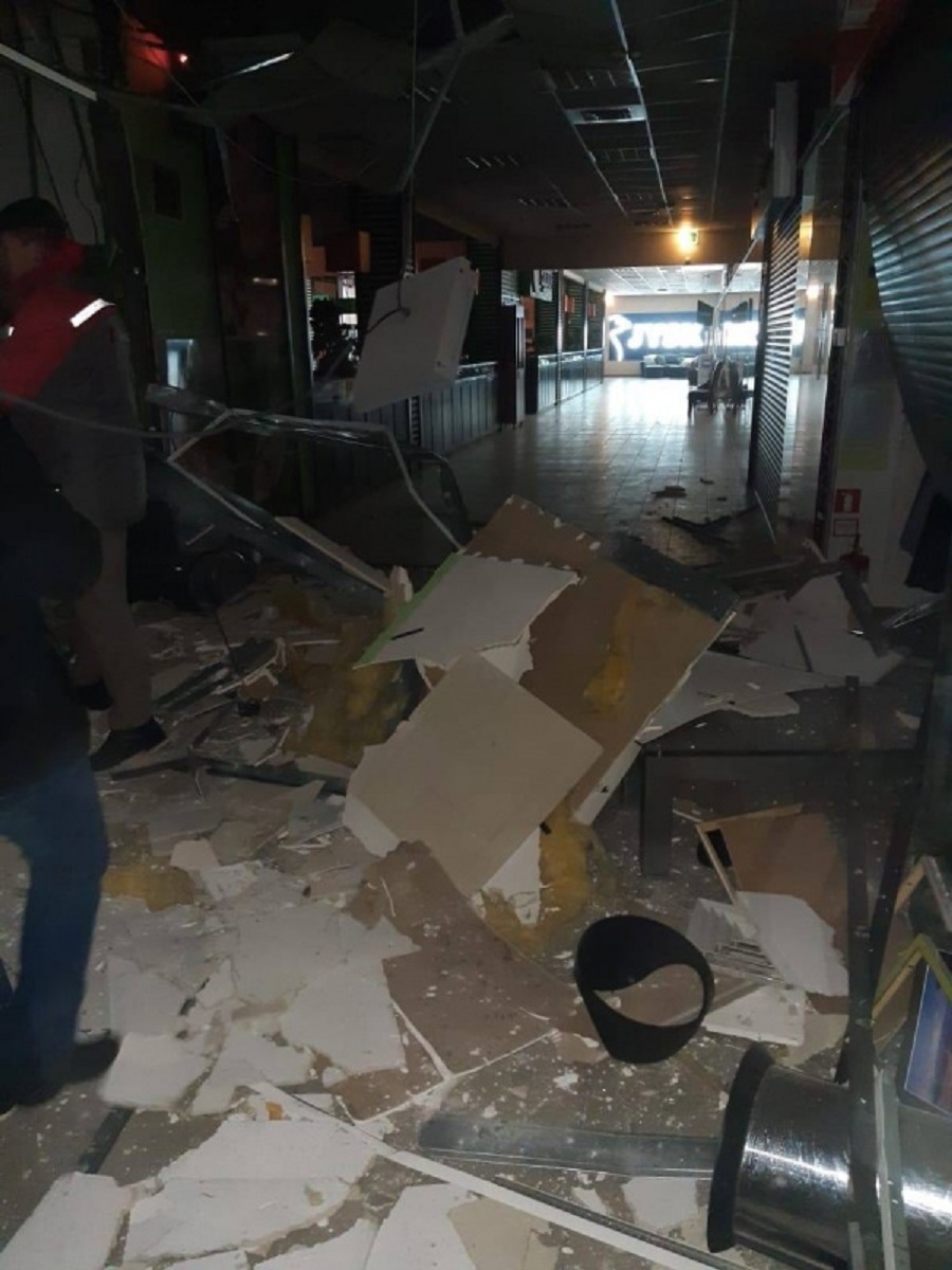 В Черновцах произошёл взрыв в ТРЦ «Майдан» 2