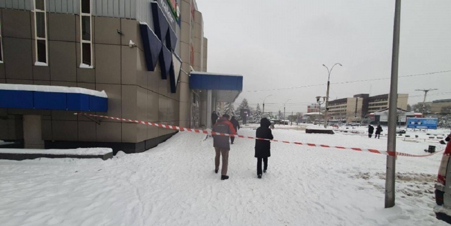 В Черновцах произошёл взрыв в ТРЦ «Майдан» 3