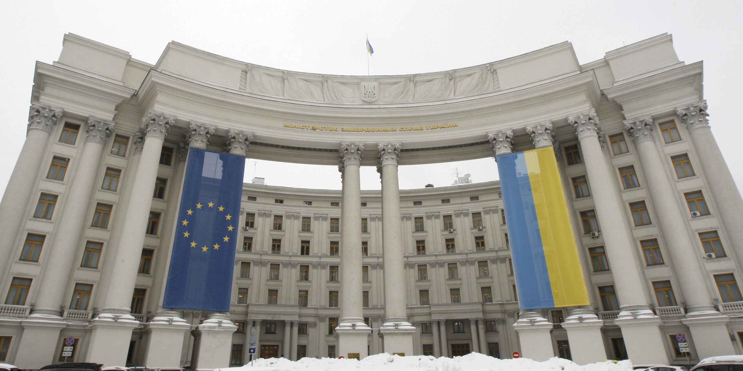 Украина призвала ввести санкции против РФ из-за разгона протестов