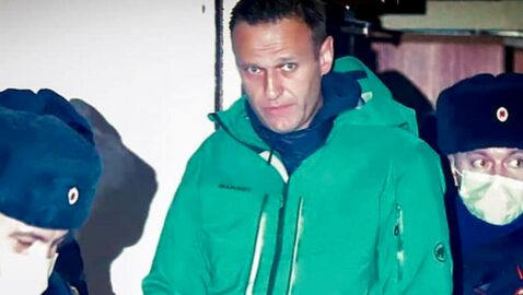 Навальный сообщил, что в СИЗО его поставили на учёт как склонного к побегу