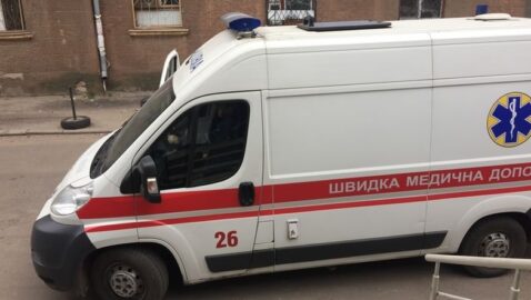 Под Киевом обвиняемый военный порезал вены в туалете суда