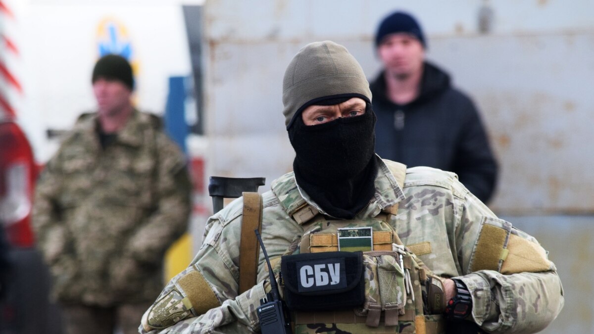 СБУ проводит обыски у лиц, связанных с «Украинским выбором» Медведчука