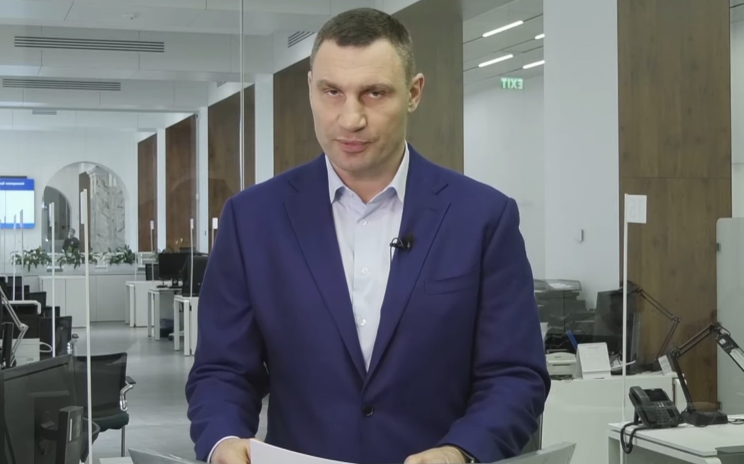 Кличко пригрозил остановить транспорт и ввести жёсткий локдаун в Киеве