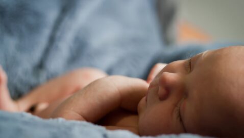 За 10 лет рождаемость в Украине упала на 40%