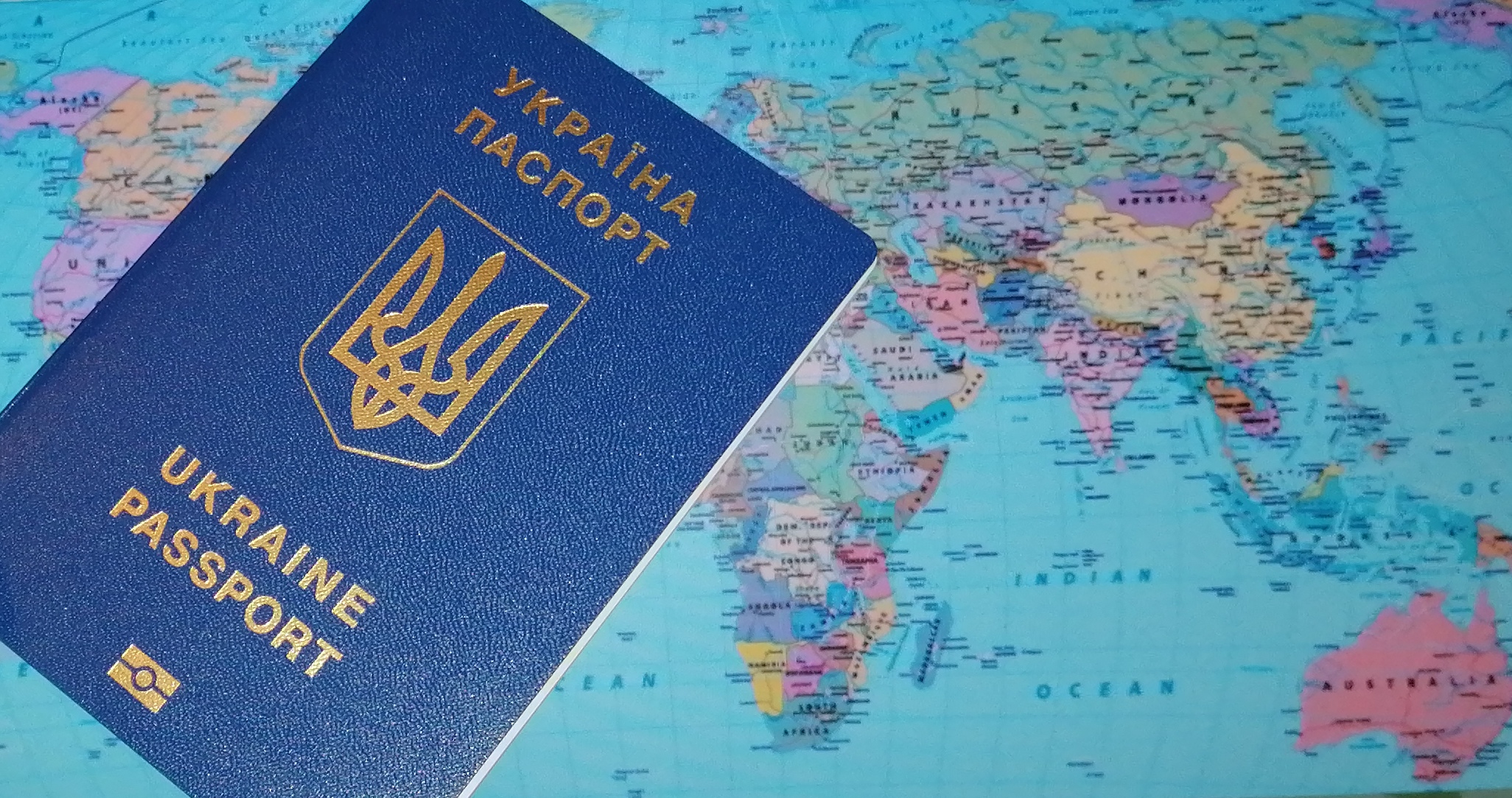 Украина улучшила свои позиции в рейтинге паспортов