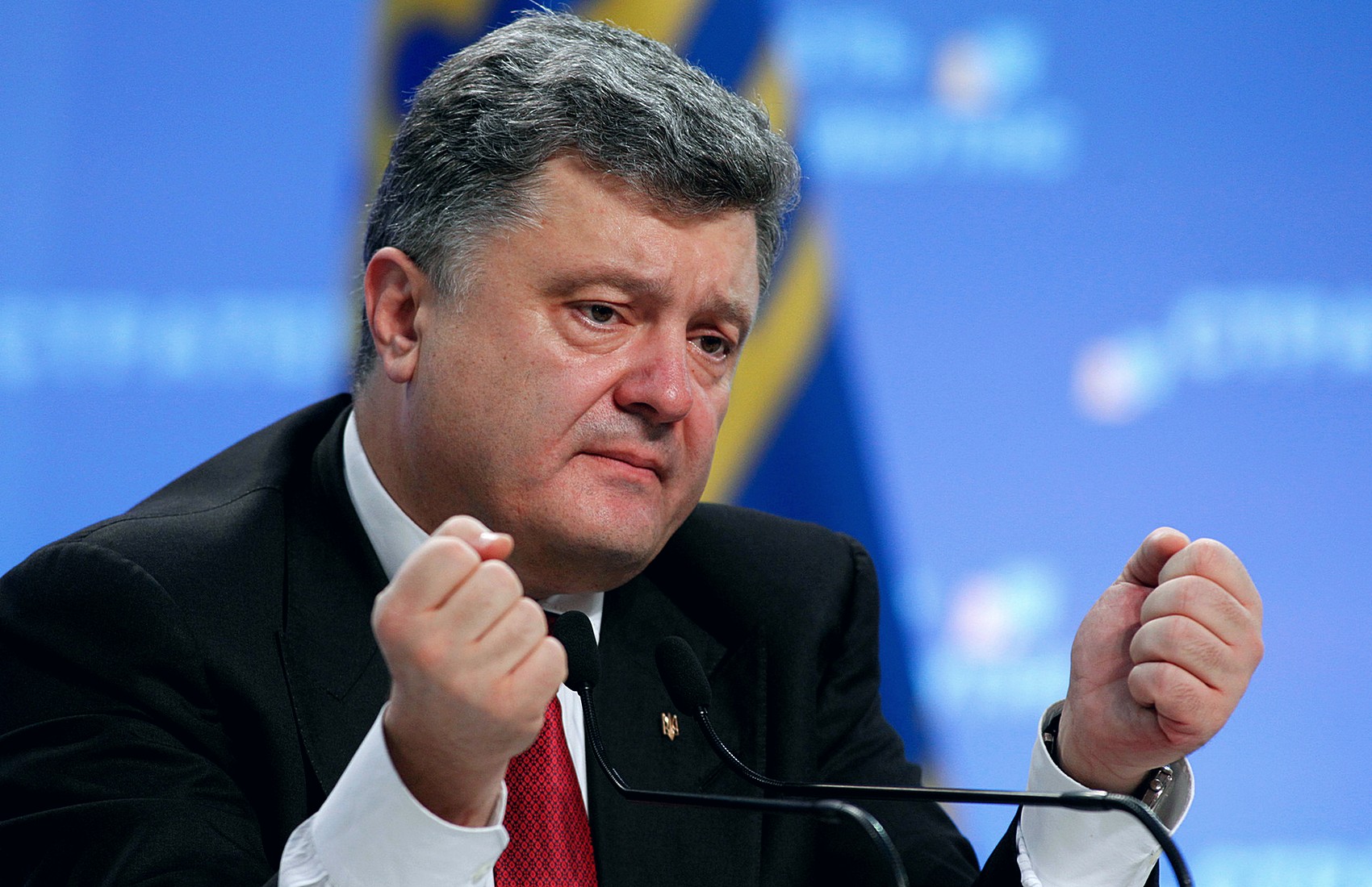 Порошенко поблагодарил Европарламент за «адские санкции» в отношении РФ