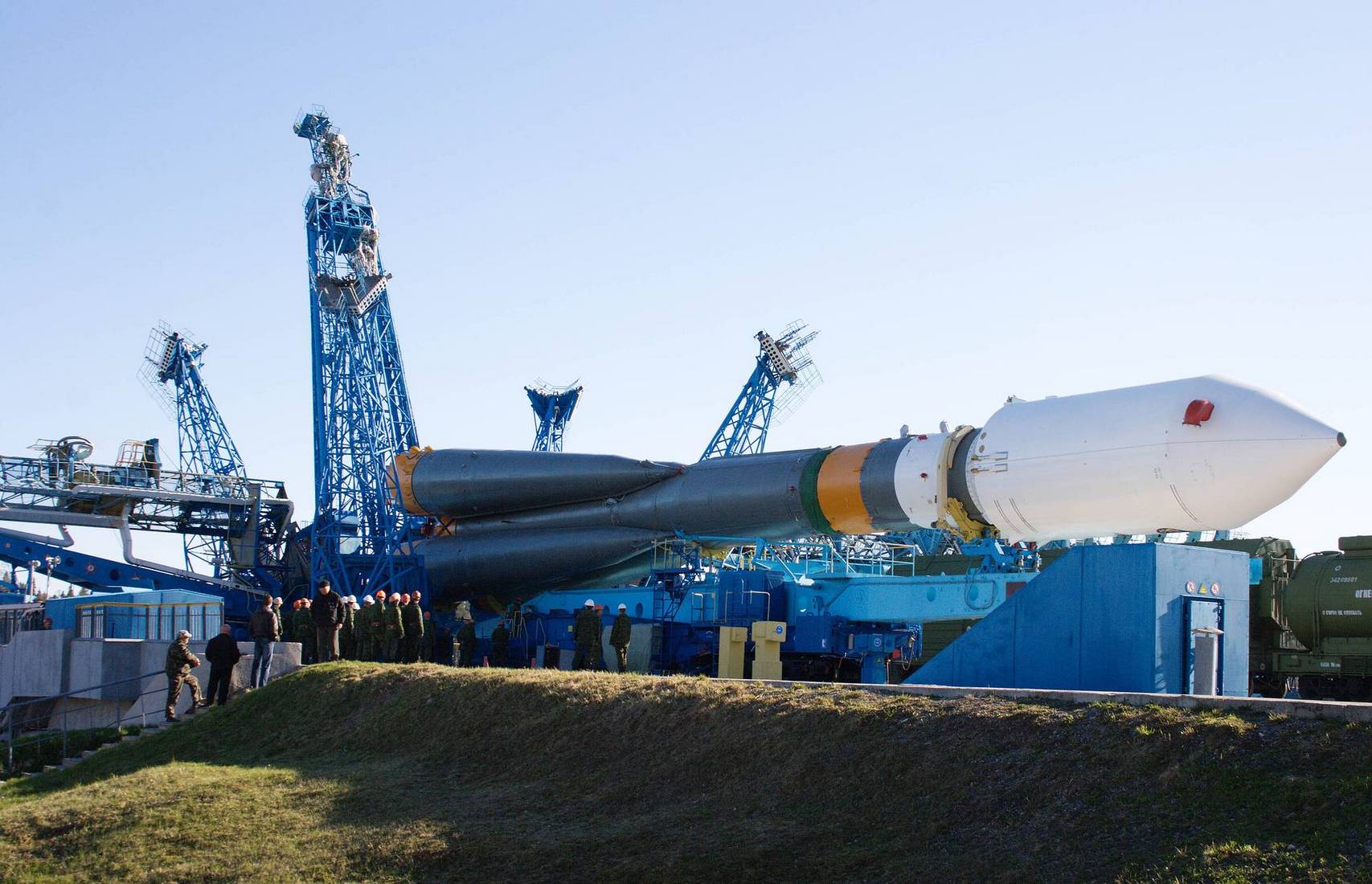 Российский военный спутник сошел с орбиты и сгорел