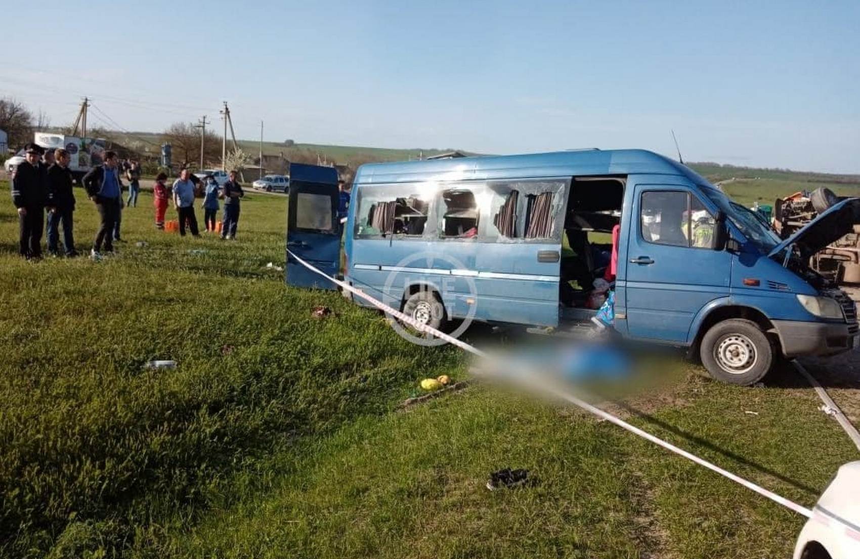 Пятеро детей погибли при столкновении автобуса с грузовиком на Ставрополье: видео, фото, подробности