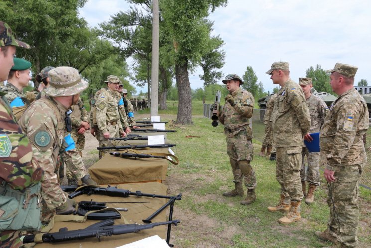 В приграничных районах Украины объявлены сборы территориальной обороны
