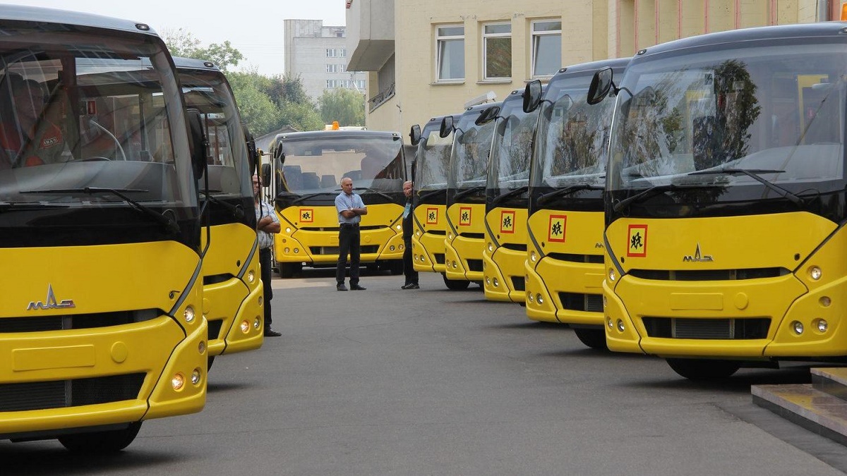 «Никакого сотрудничества с режимами»: Львов объявил бойкот белорусским автобусам