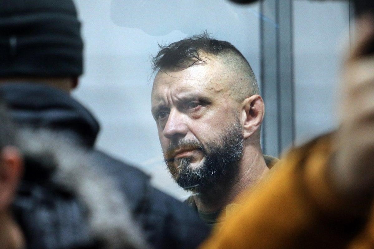Подозреваемый в убийстве Шеремета сравнил домашний арест Медведчука с собственным делом