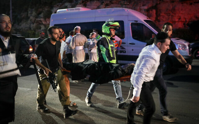 В синагоге Израиля обрушилась трибуна: есть погибшие, более 200 пострадавших (фото, видео)