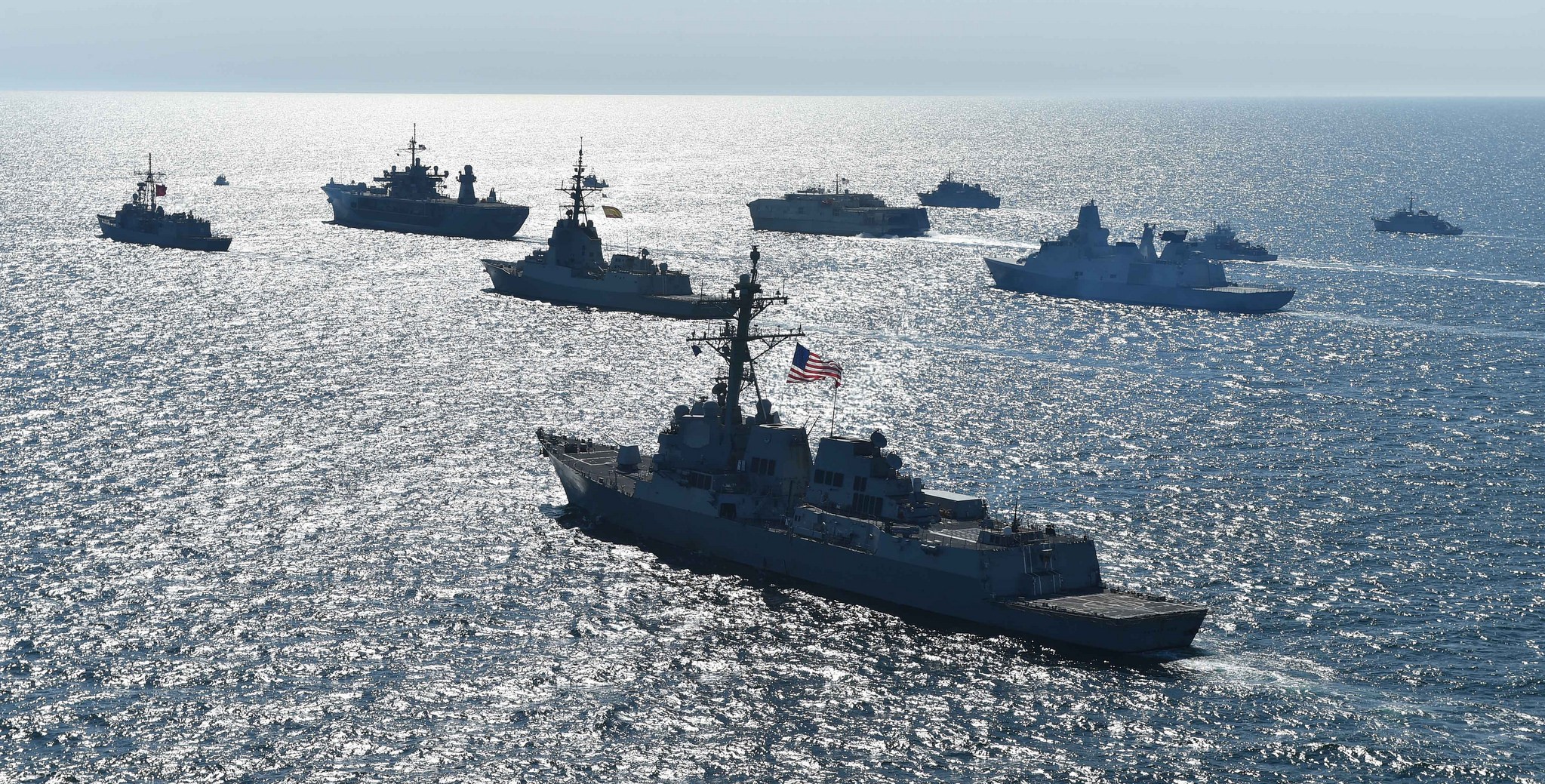 Украина анонсировала отправку к берегам Крыма более 30 военных кораблей