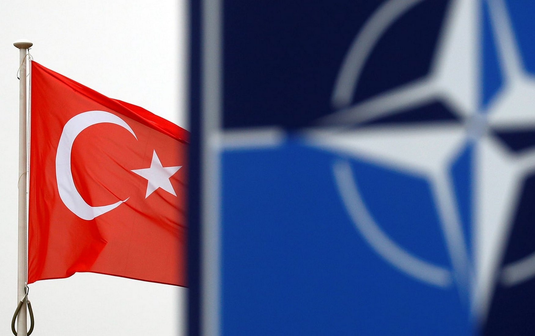 Турция «смягчила» реакцию НАТО на ситуацию с посадкой самолёта Ryanair в Минске — СМИ