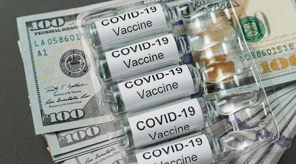 В США среди вакцинированных от COVID-19 разыграют джекпот
