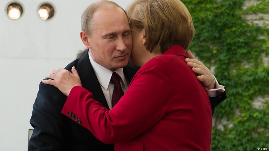 «ЕС должен искать прямой контакт с Россией»: Меркель выступила за диалог с Путиным (видео)