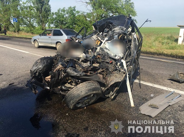 ДТП в Николаевской области: двое погибших и семеро пострадавших (видео)