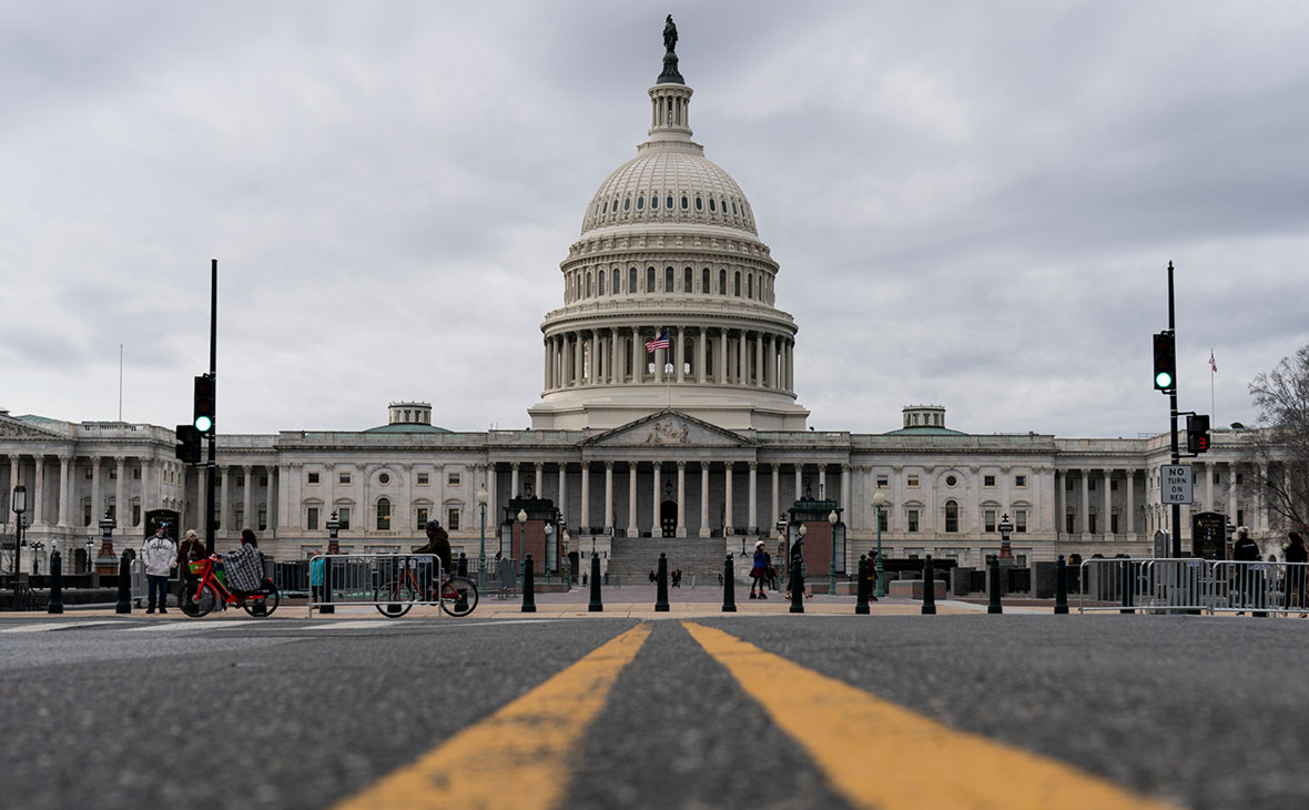 В США объяснили, почему «заморозили» $100 млн военной помощи Украине