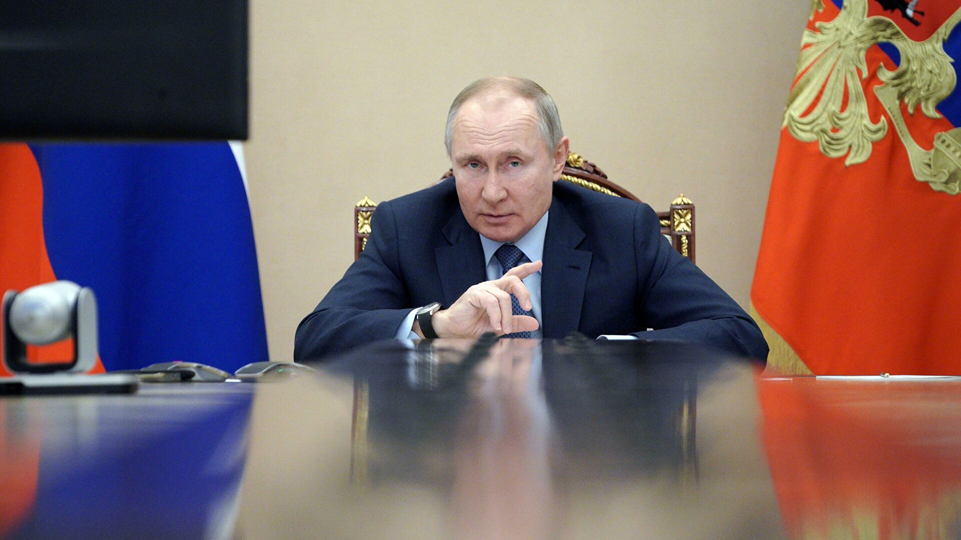 Путин подписал закон, запрещающий отождествлять роль СССР и нацистской Германии